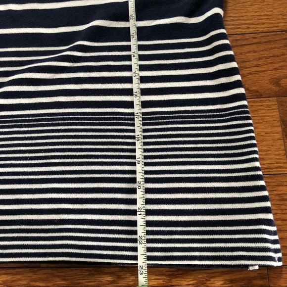 Striped Blue and White Top Size Small - Picture 6 of 6